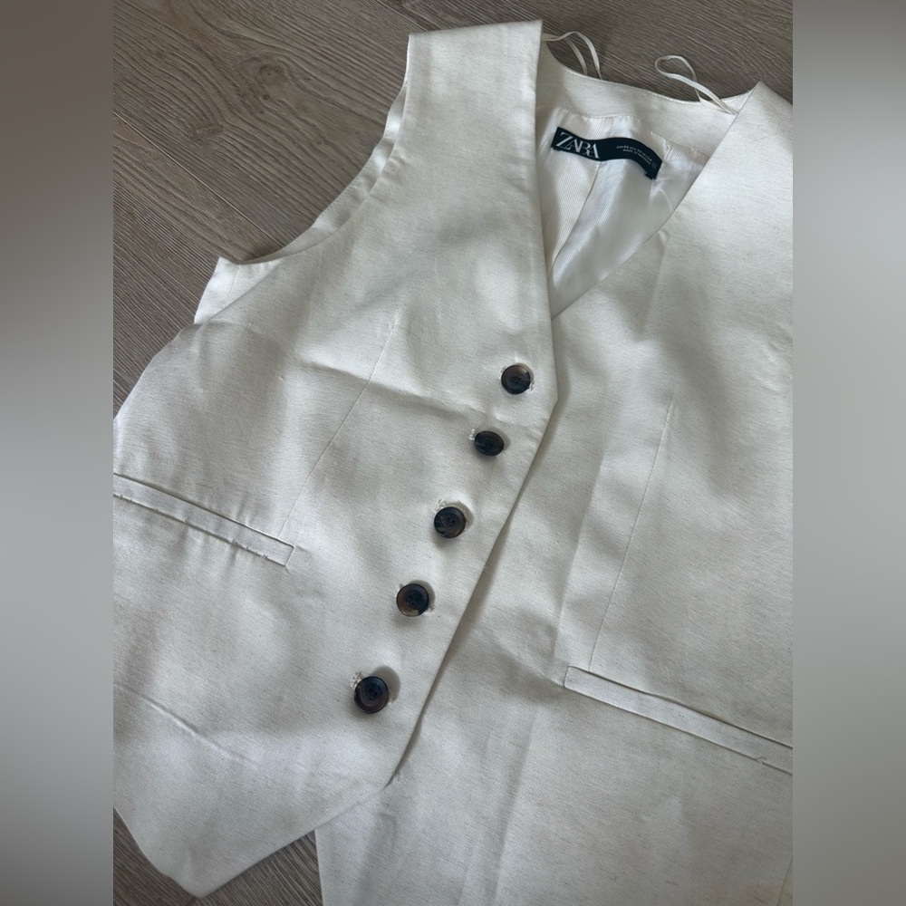 New Zara Linen Tailored Waistcoat Button Vest Light Beige XS - Picture 2 of 6